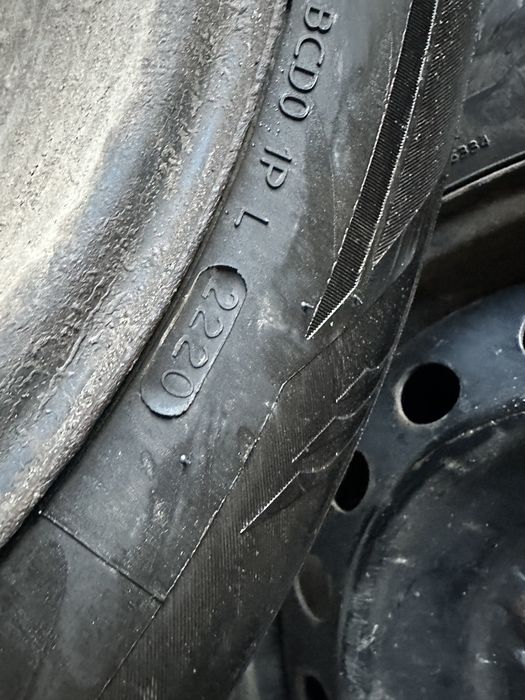 205/65/16 Laufenn з дисками 5*114.3