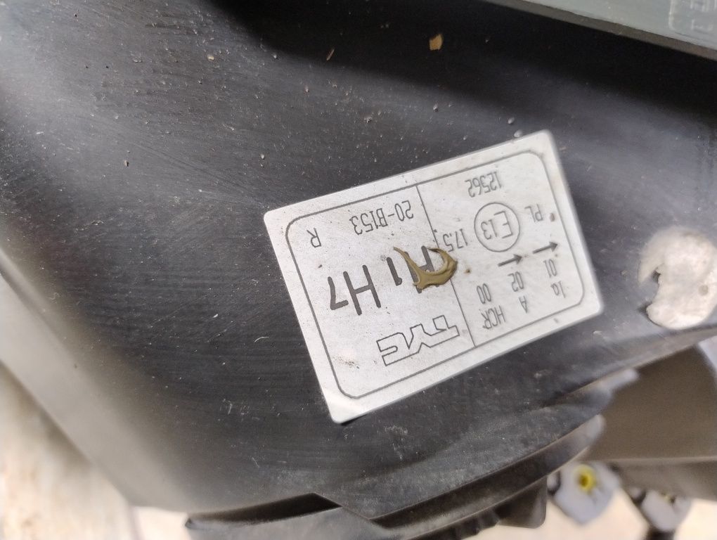 Lampa reflektor prawy przód Opel Corsa D  europa Tyc wysyłka