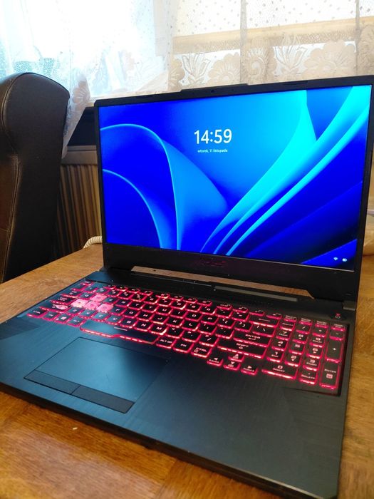 Laptop Gamingowy Asusu tuf gaming f15 2021r FX506L po wymianie pasty