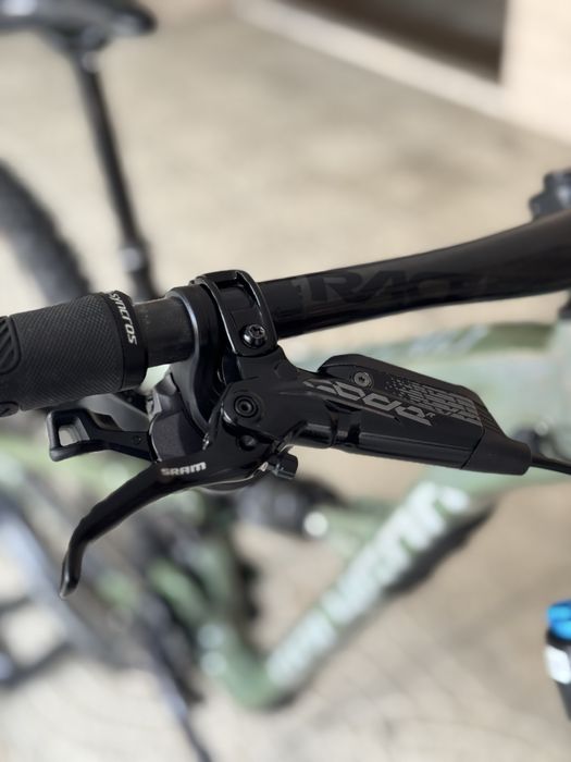 Bicicleta  Enduro Polygon Collosus N9