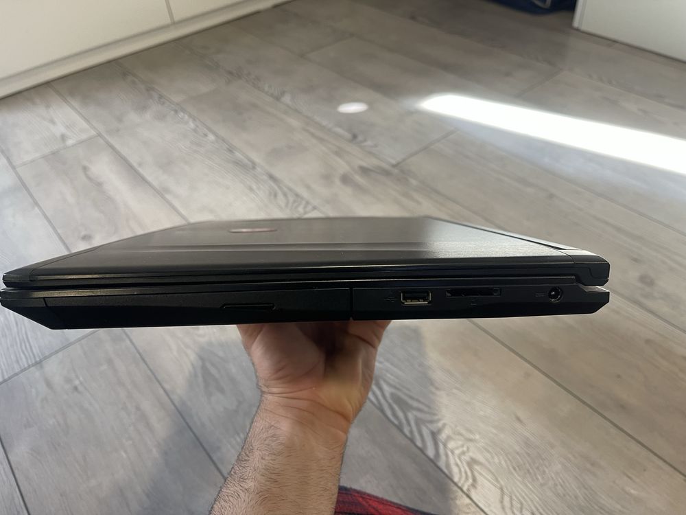 Portátil MSI GE72 6QD Apache Pro – 17.3” | i7 | GTX 960M | 16GB RAM