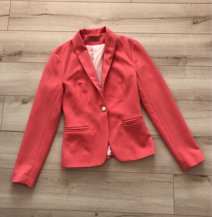 Дуже гарний жіночий жакет бренду ВВ, піджак 42-44 роз