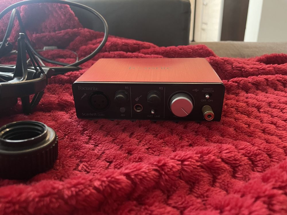 MIKROFON + INTERFACE Se X1 Focusrite solo gen1