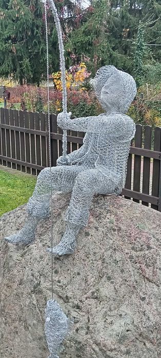 Mały wędkarz-oryginalna ozdoba ogrodowa