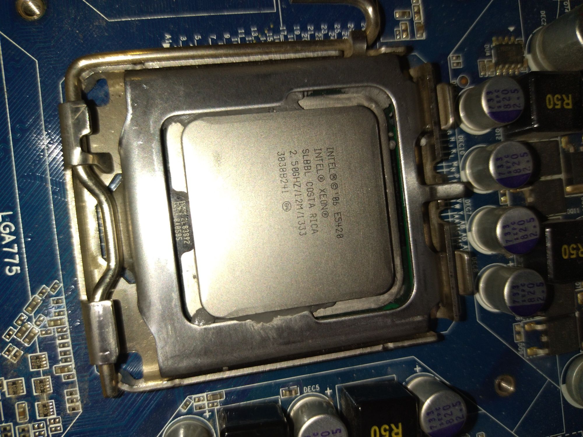 GA P35 DS3L + Xeon 5420+ 8 gb ddr2