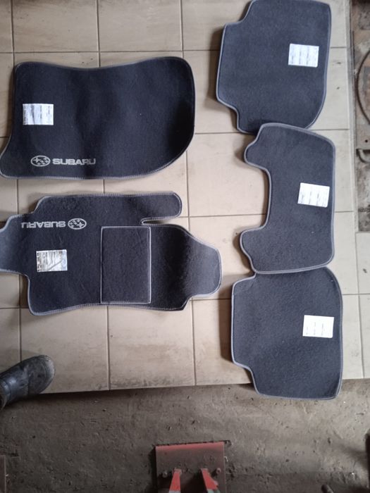 Коврики в машину Субару трибека
