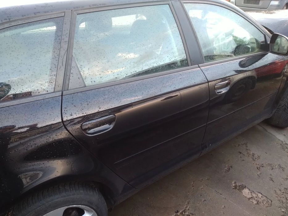 Audi A3 8P 5D Drzwi Tył Tylnie Przednie Prawe Kolor LY9B