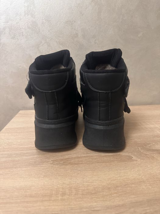 Зимові черевики