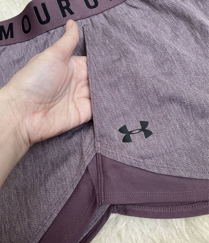 Under Armour шорты женские  48-50 р. Новые!