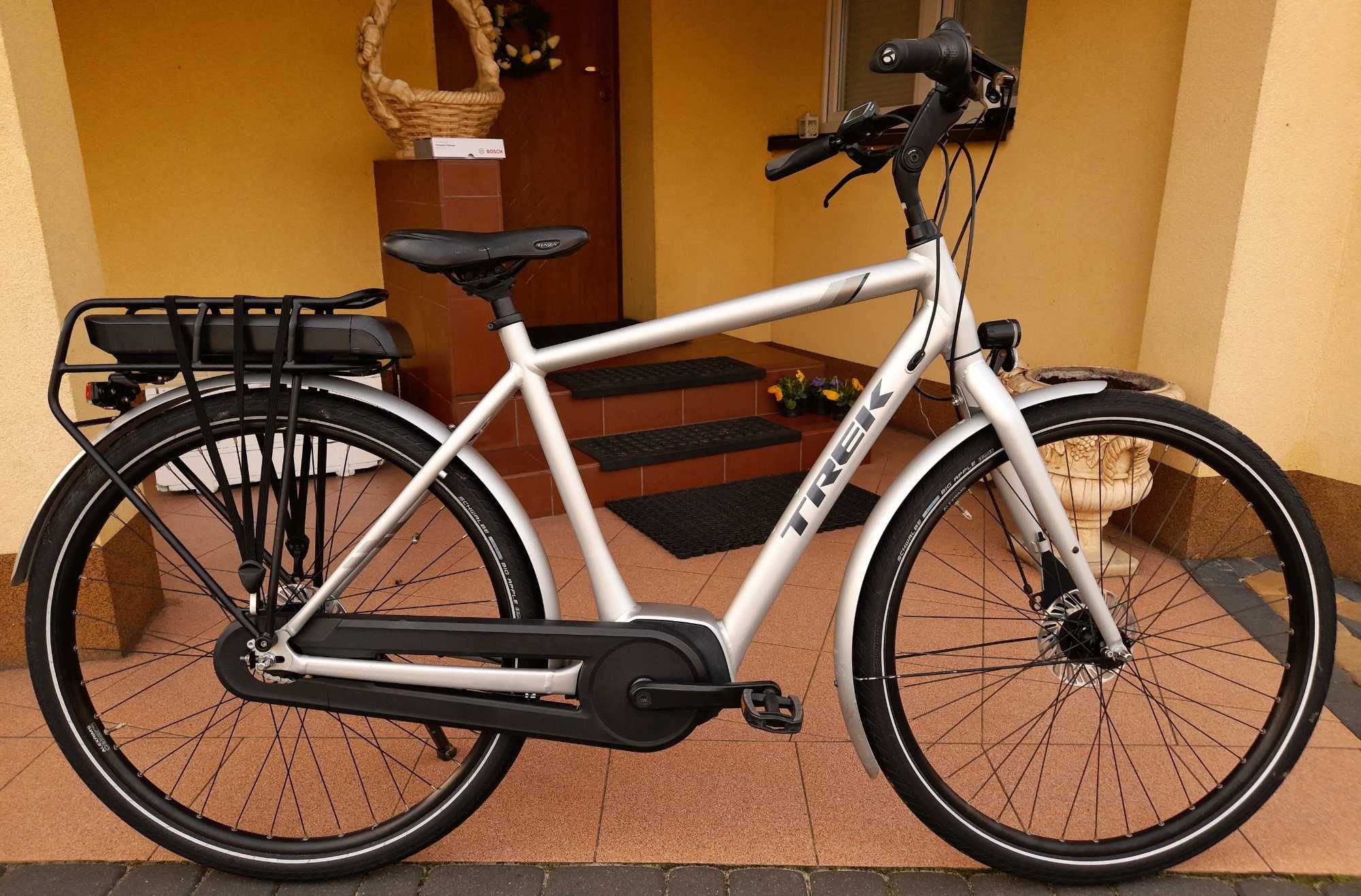 Rower elektryczny TREK UM 1+ roz. L/54cm, 2019 r. BDB. STAN ZOBACZ !!!