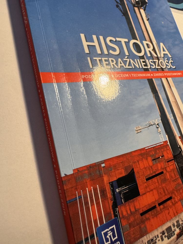 Historia i teraźniejszość [HiT] klasa 1