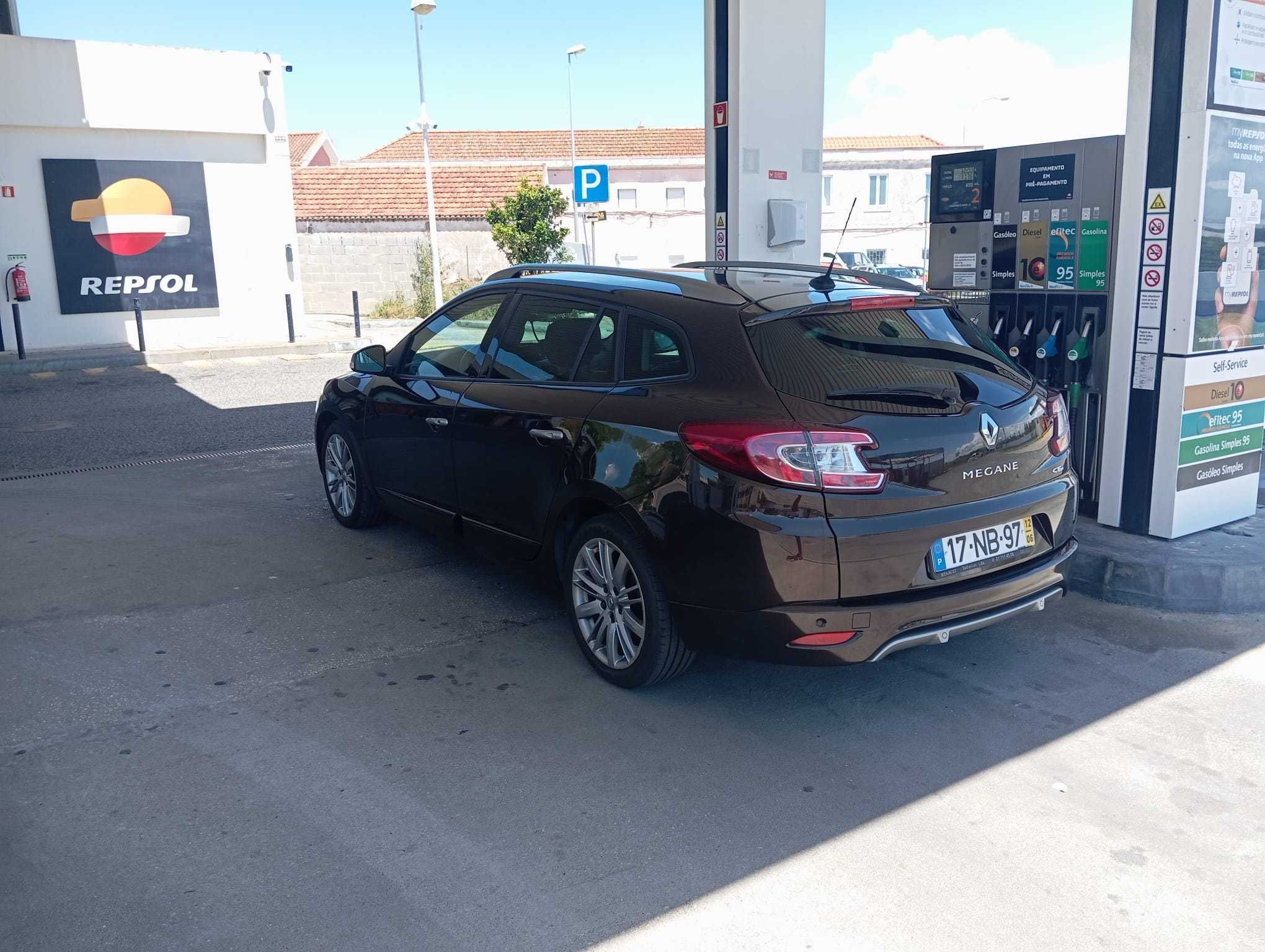 Renault Megane Sport Tourer 1.5 DCI 110cv GT Line
Nacional