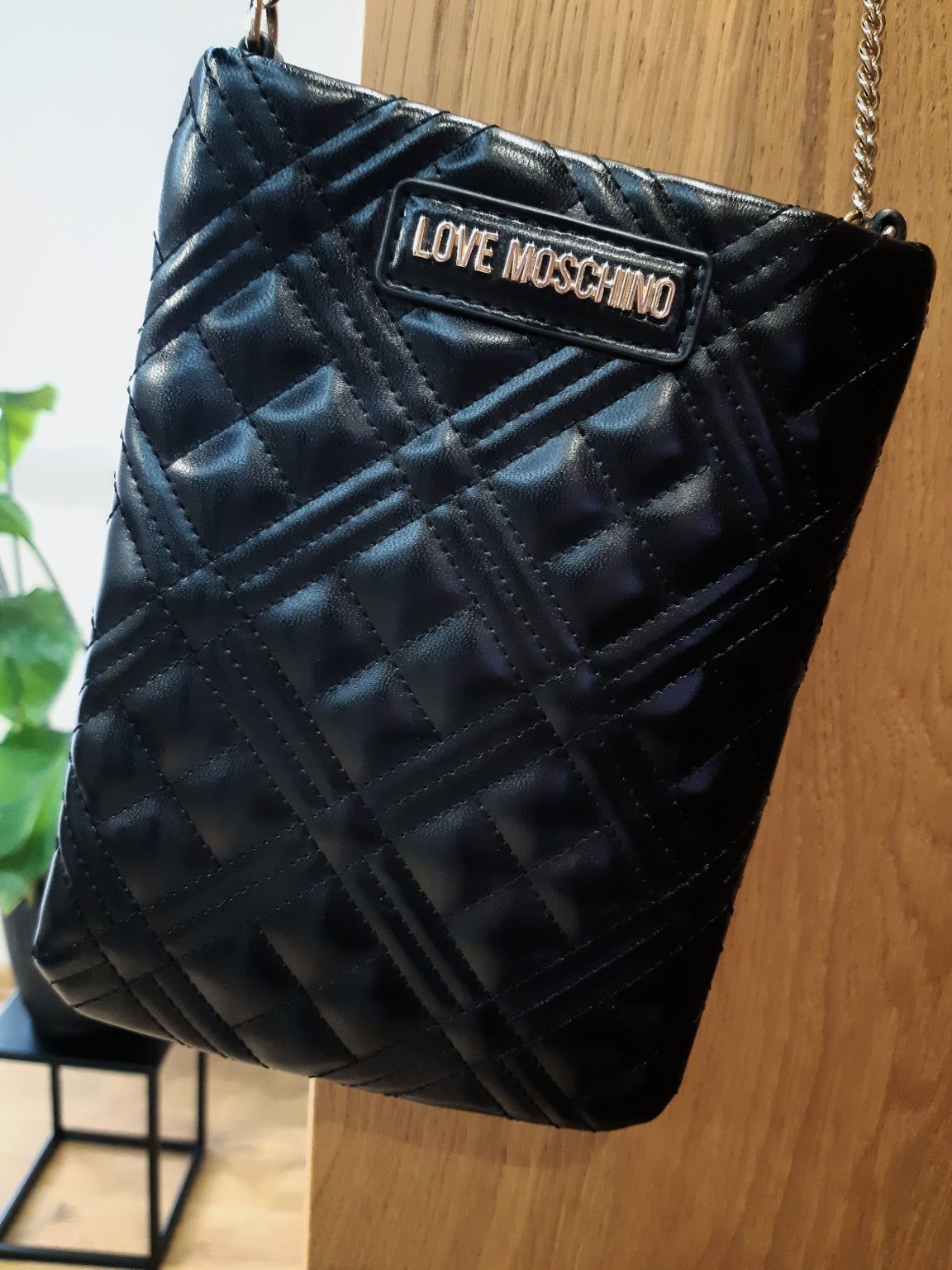 Love Moschino jak nowa torebka pikowana czarna kopertówka łańcuszek