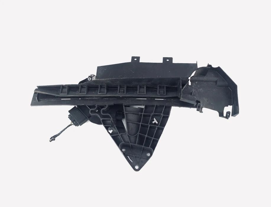 Замок дверей задній правий Ford Focus