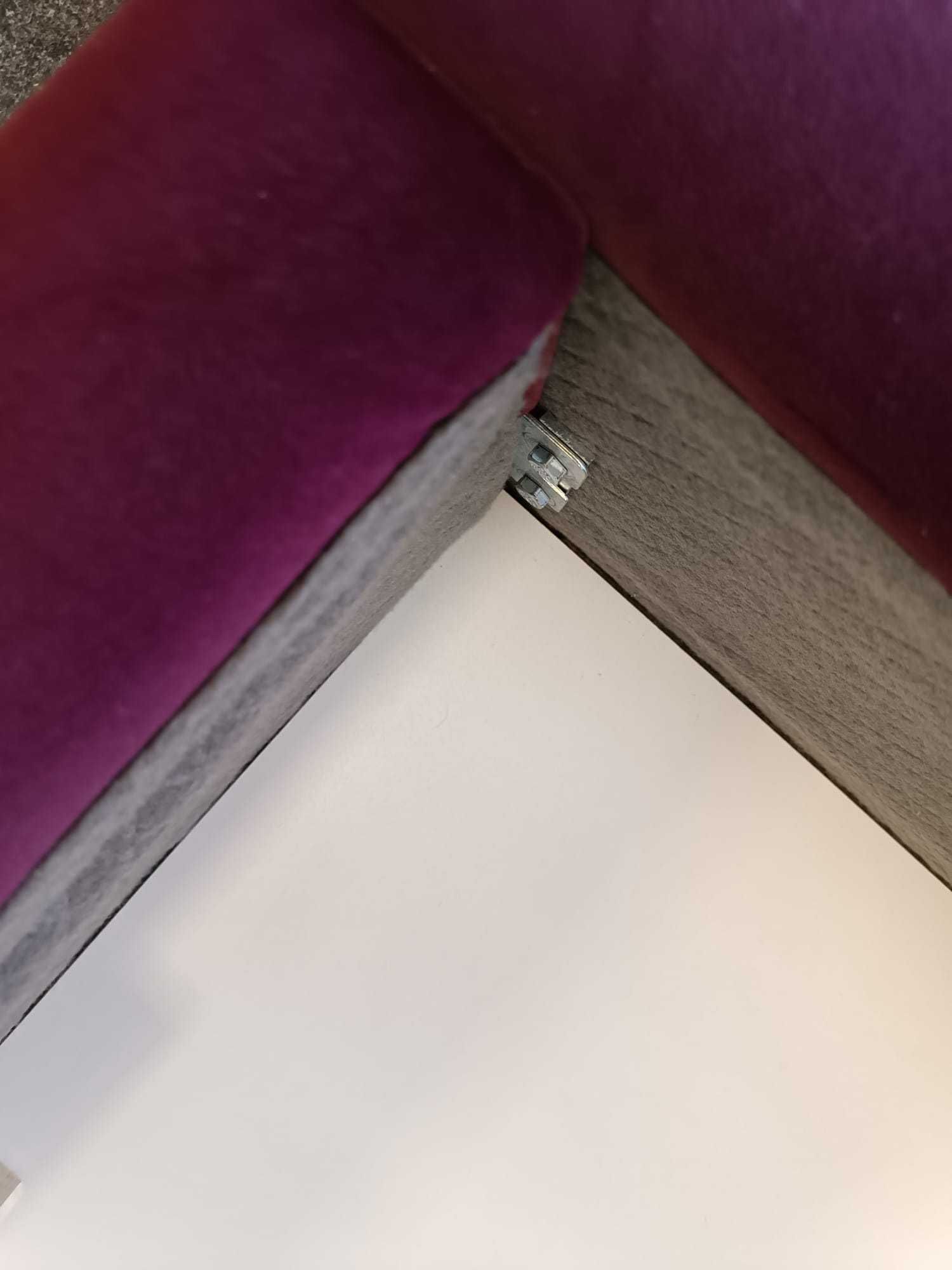 Piękne łóżko tapicerowane z pojemnikiem 140x200, kolor ciemny fiolet
