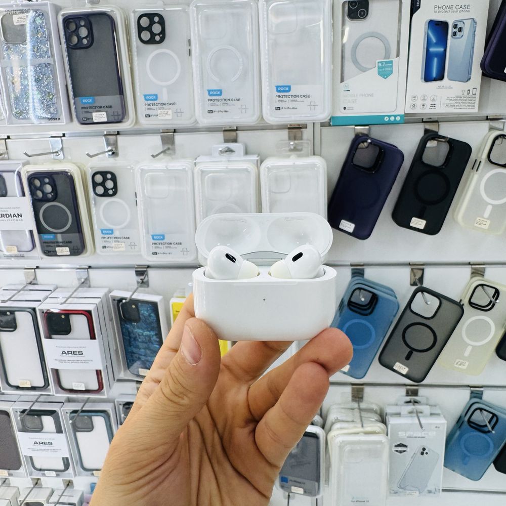 Вживані оригінальні із США Apple Airpods Pro 2