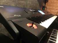KORG m50 73 KEYS Synth Keyboard