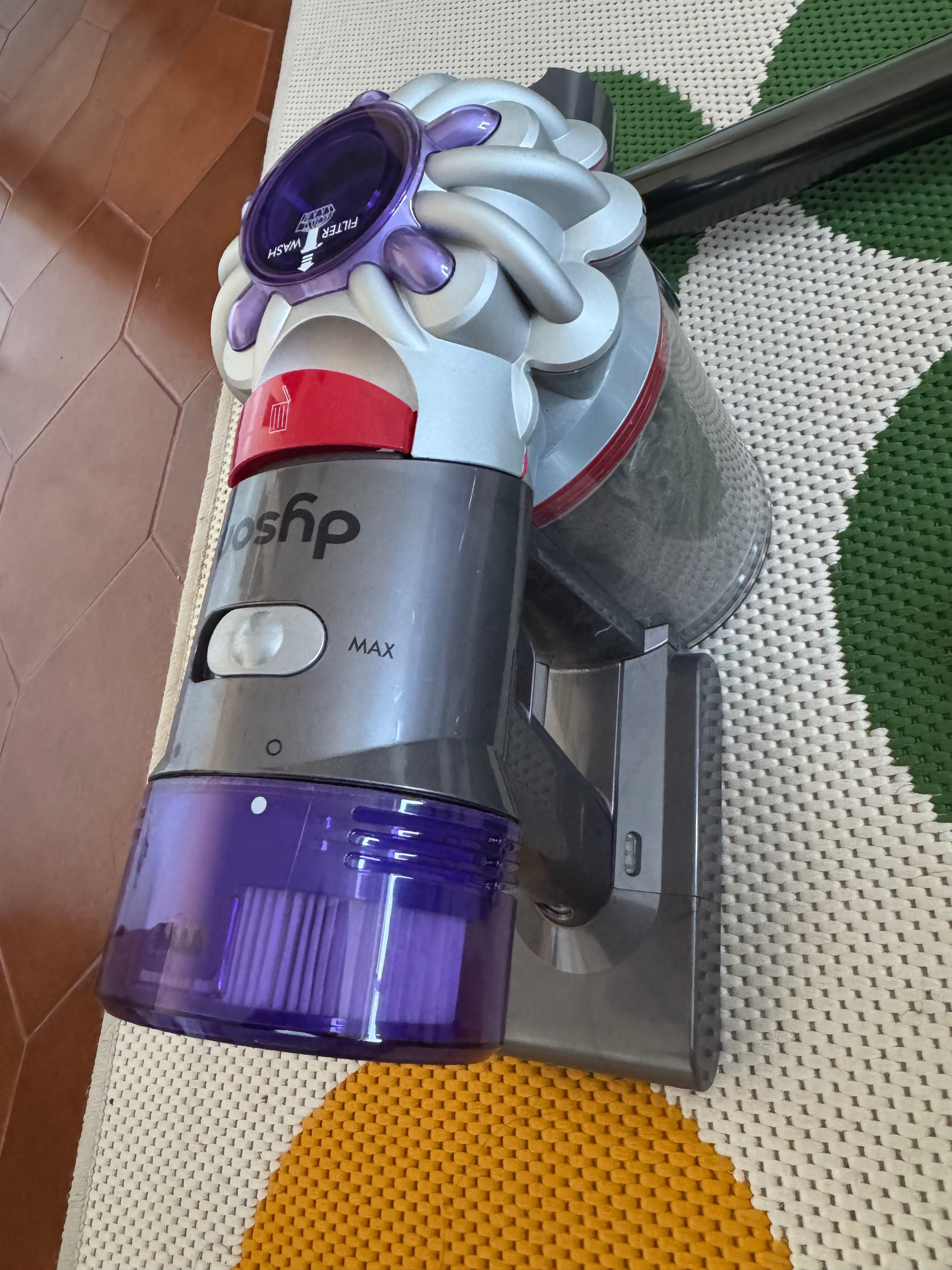 Aspirador Dyson V8 Advanced