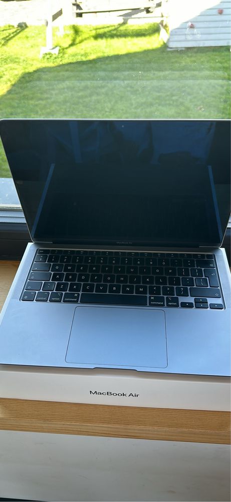 MacBook Air Apple m1 8gb 25SSD