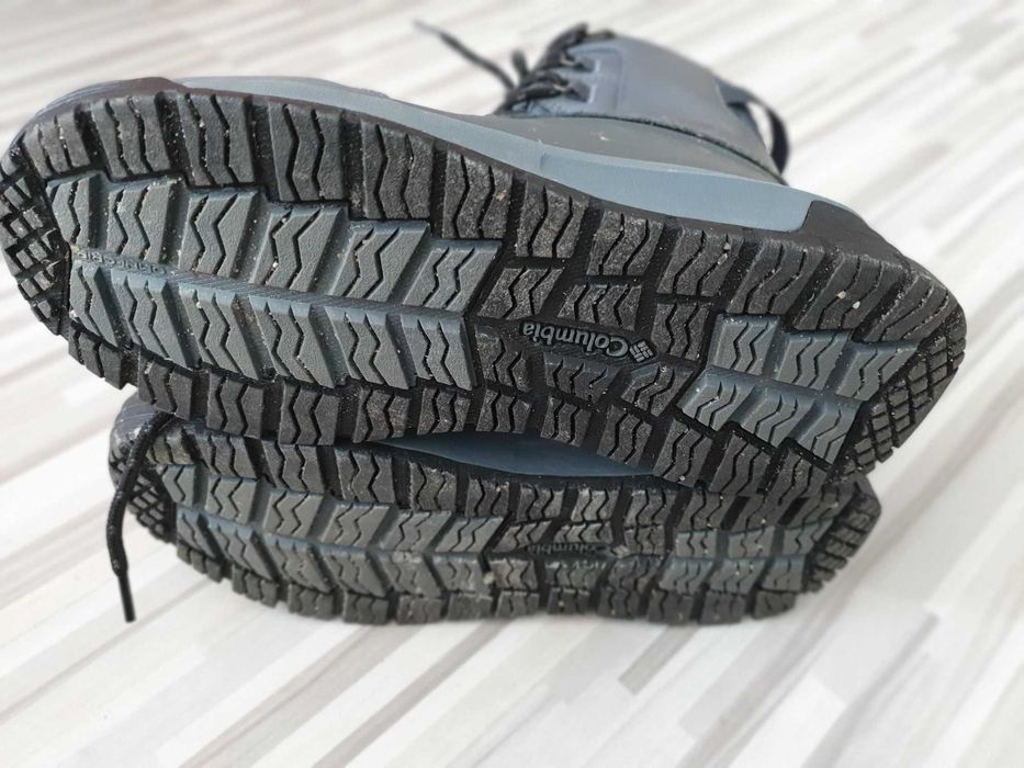 Columbia Śniegowce męskie Bugaboot Celsius BM9458 szary rozm. 42/9