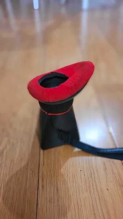 Canon 5D II + lente 50mm 1.8 + LCDVF + 6 baterias - Kit completo