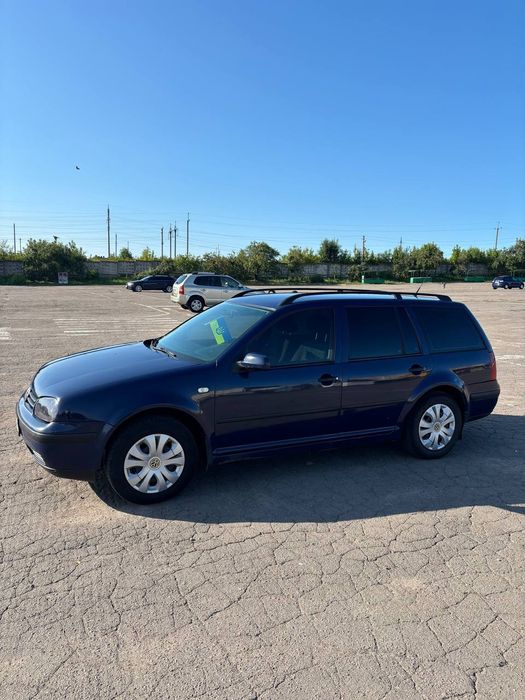 Volkswagen Golf lV
1999 рік
1.9 sdi Дизель
Коробка механіка 5 ст
Авто
