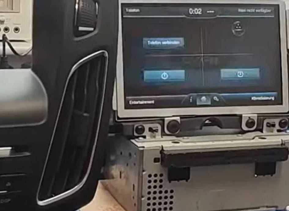 Radio nawigacja panel Ford Focus MK3 lift DM5T-14F239-AP SYNC