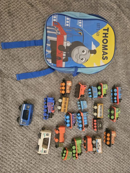 Plecak Tomek + lokomotywy z gazetki