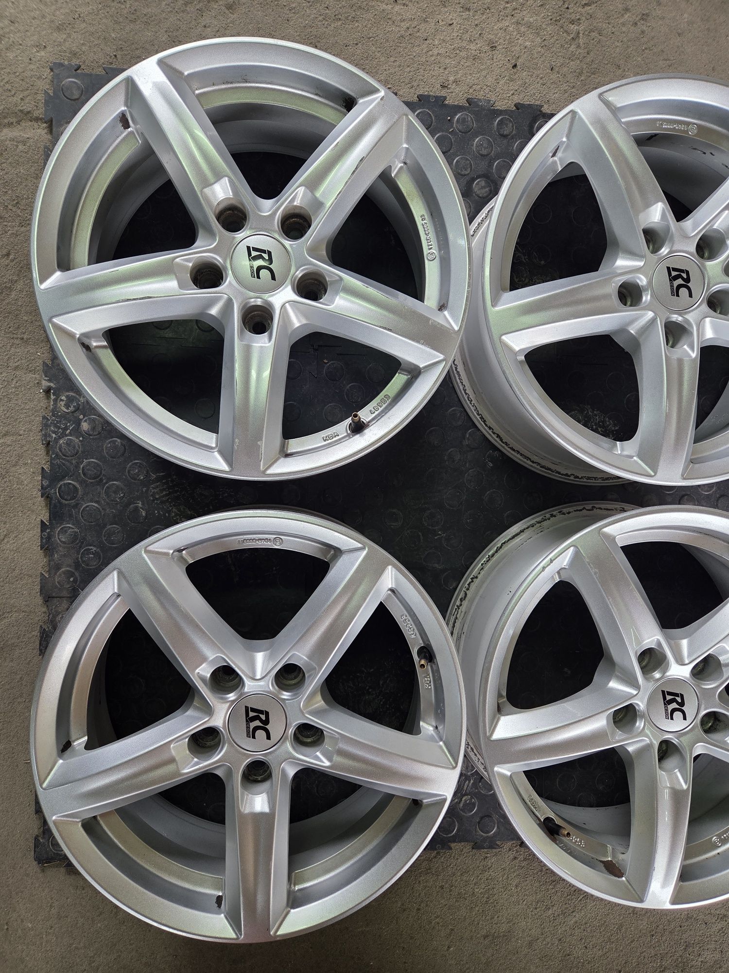 Felgi Aluminiowe 5x112 6,5Jx16 ET 46 Audi Seat Skoda Volkswagen