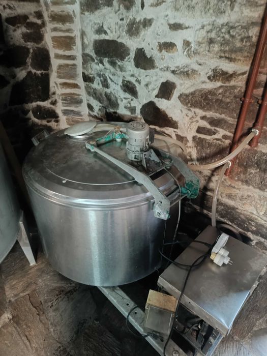 Sistema de frio para fermentações de vinho