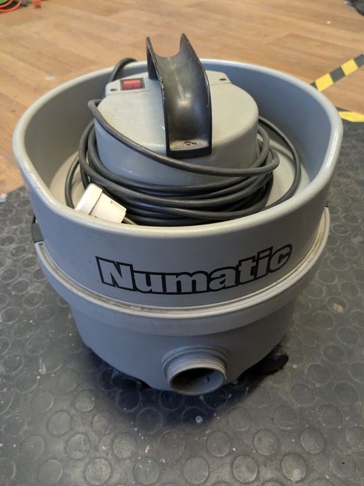 Odkurzacz Numatic NVH 180 2