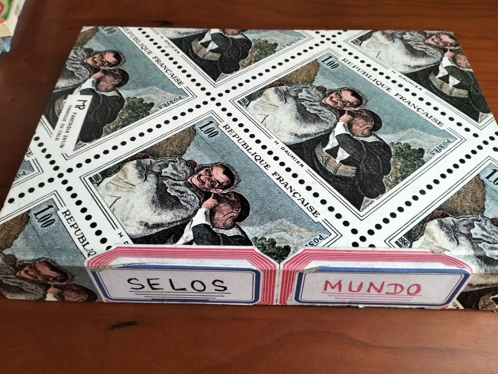 Antigo Álbum para Selos