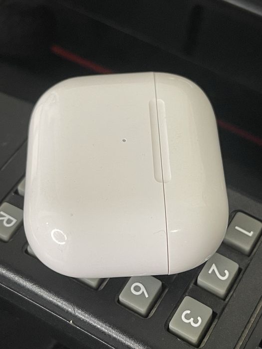 Продам Кейс AirPods 3 оригінал АирПодс три