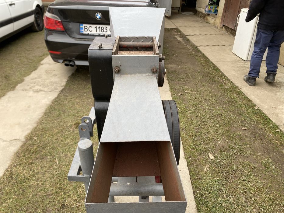 Продам гілкоруб для мінітрактора