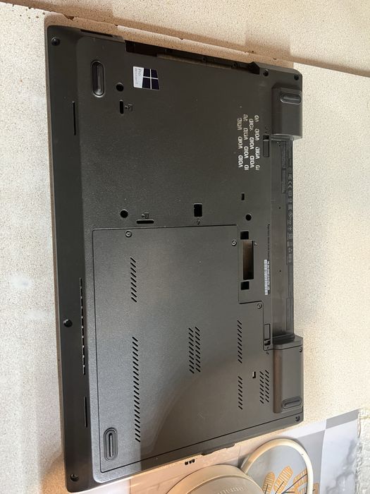 2 Материнські  плати і нижній корпус Lenovo L540