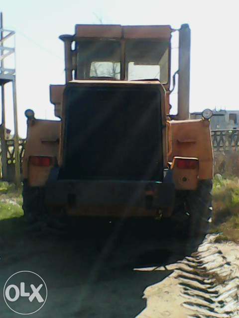 Продам погрузчик  К702 М