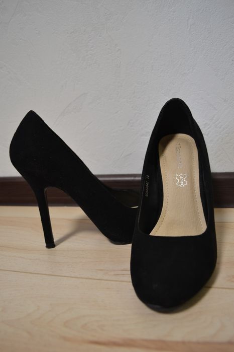 Туфли на шпильке замш 38 размер