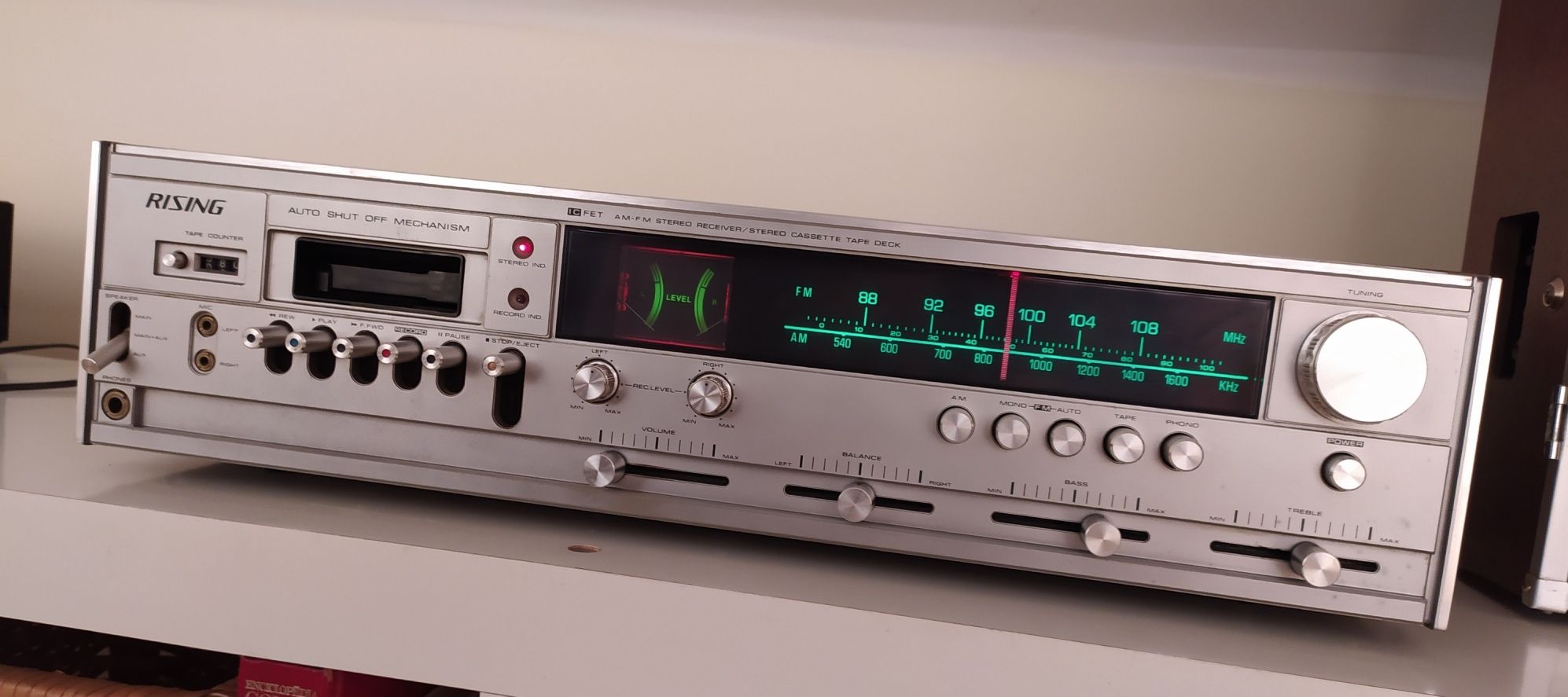Rising STR 303 receiver, leitor cassetes, e amplificador. Vintage
