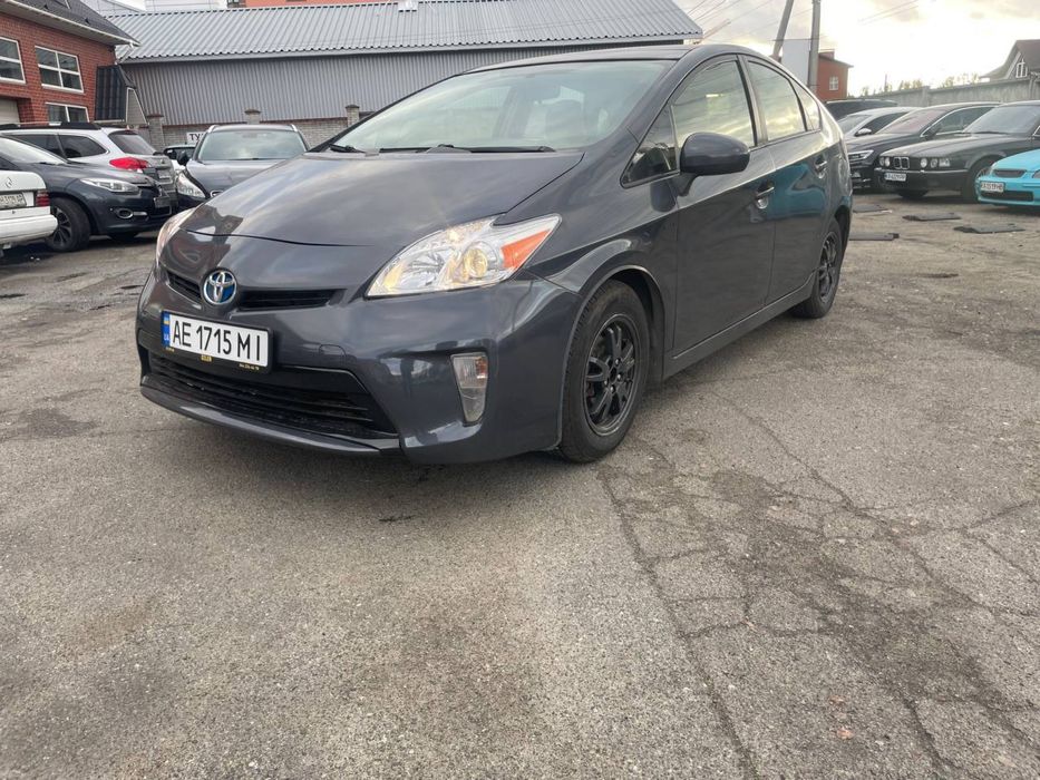 Продам Toyota Prius Hybrid 1.8