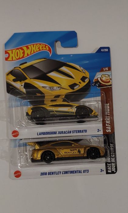 Hot wheels variados