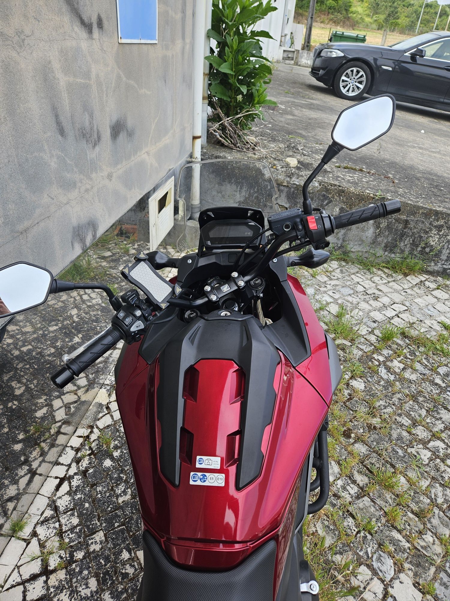 NC 750 X 2020 + descanso central + 3 malas + protetor de motor Givi