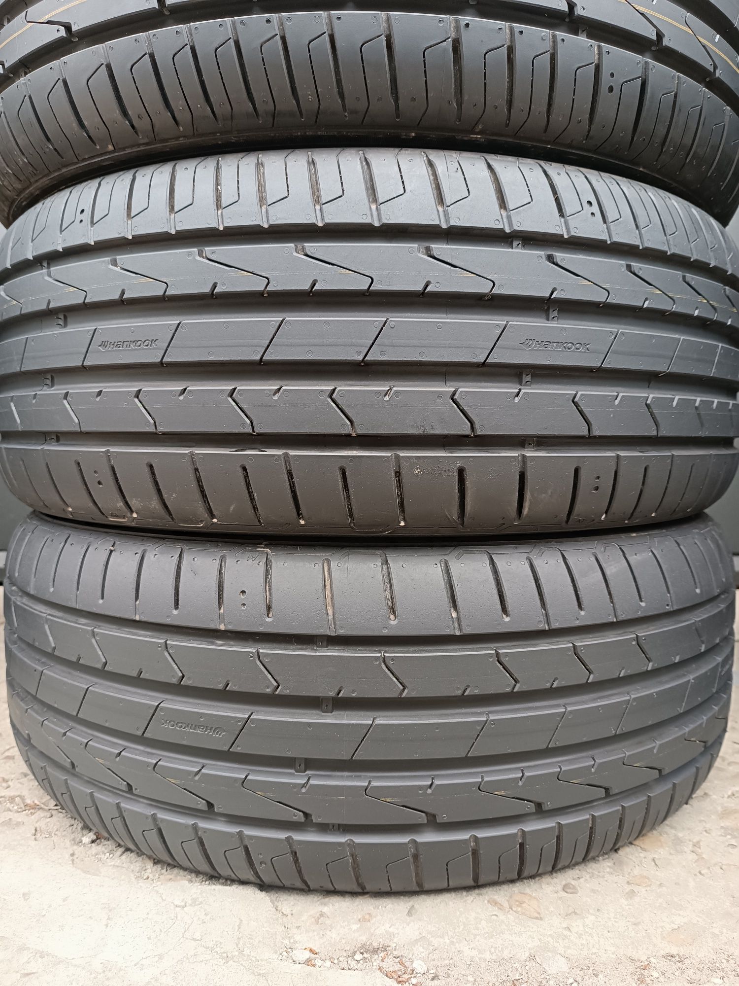 Літні шини 215/45/18 Hankook Ventus Prime 3 2022