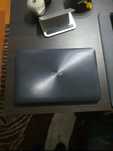 Portátil Asus X555