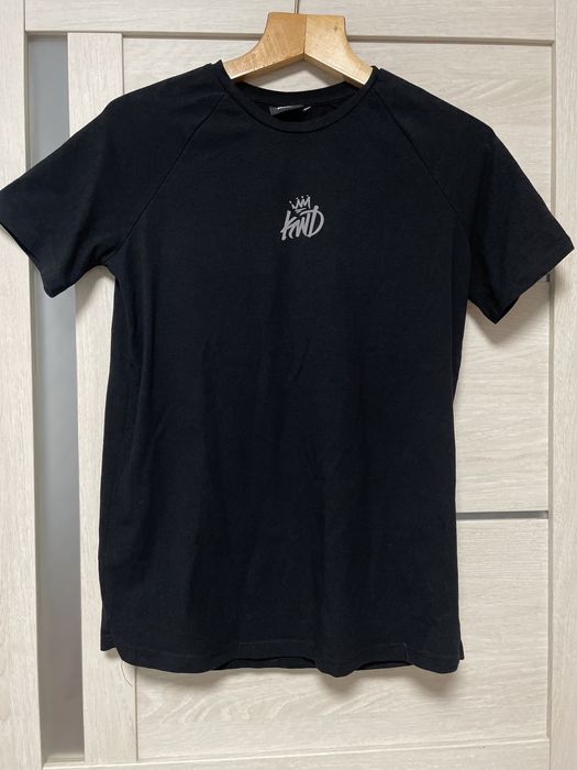 Футболка , класична футболка