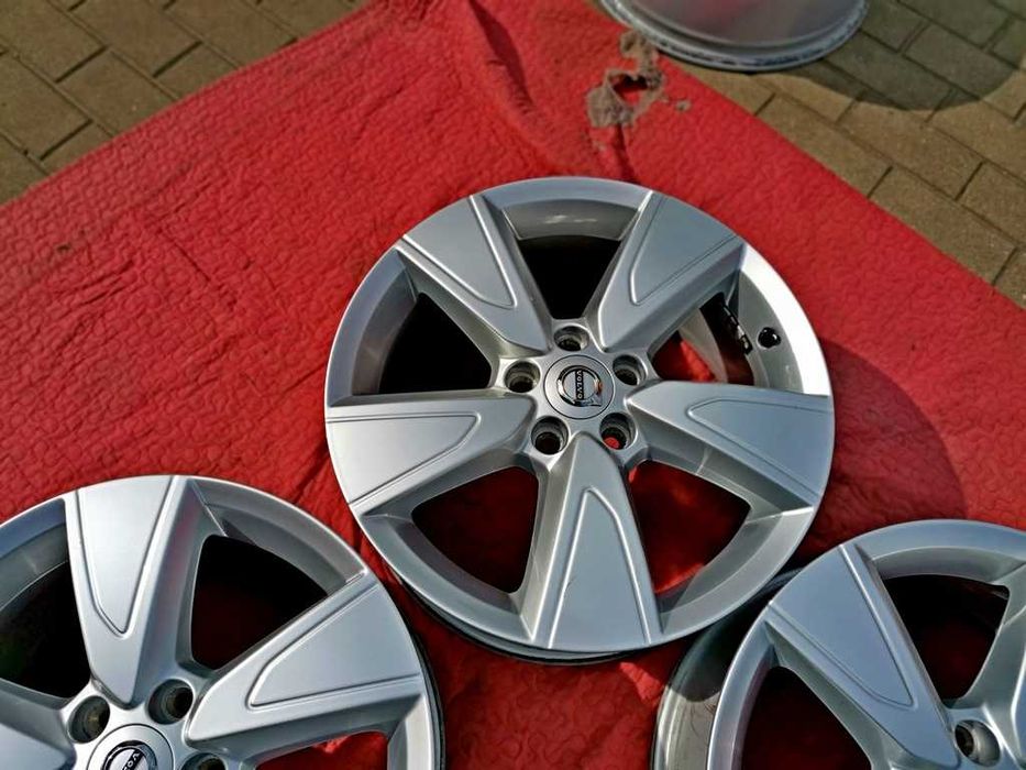 ALUFELGI 17' VOLVO V50 V60 S60 S80 V40 V70 XC40 - 5x108 - igła