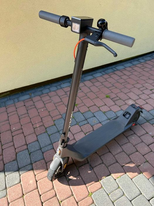 HULAJNOGA ELEKTRYCZNA Xiaomi Electric Scooter 4 Lite (2nd Gen) czarna