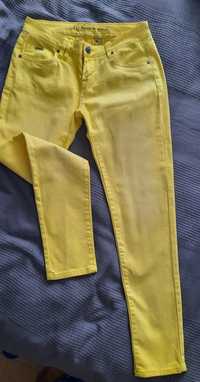 Żółte jeansy Orsay