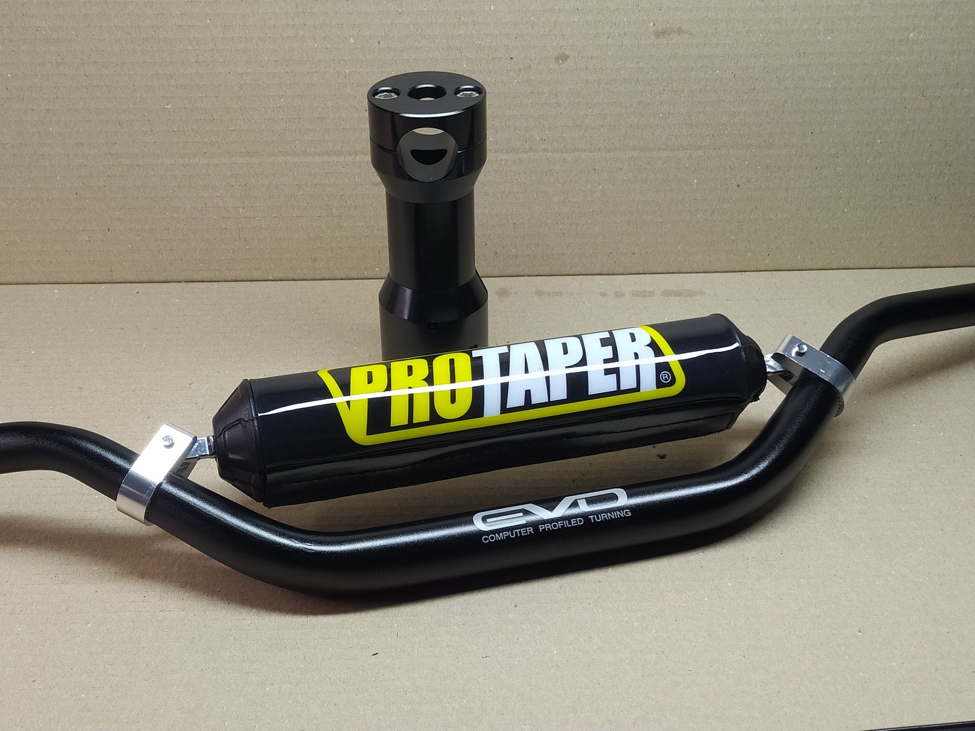 Руль мото "PROTAPER" d28 L795 с буфером, чёрный