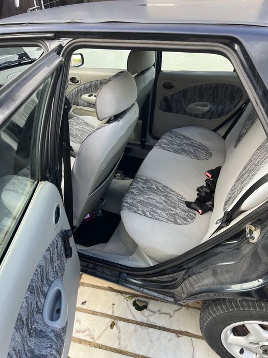 Mazda 121 1.25 gasolina