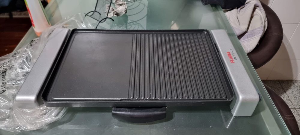 Grelhador de Mesa Flama 482Fl (2300w)